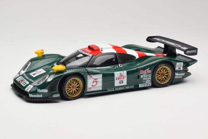Porsche 911 GT1 #5 GT1 1997 Maisto 1:18 56055 Metalas