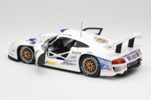 Porsche 911 GT1 #6 T. Boutsen / H-J. Stuck 1997 UT Models 1:18 39720 Metalas - nuotrauka 5 iš 8