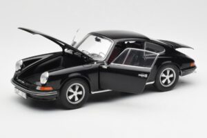Porsche 911 S Juodas Schuco 1:18 450047200 Metalas - nuotrauka 2 iš 8