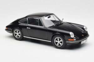 Porsche 911 S Juodas Schuco 1:18 450047200 Metalas - nuotrauka 6 iš 8