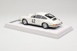 Porsche 911 S #42 R. Buchet / H. Linge Auguste Veuillet 24 Hours of Le Mans Class Winner 1967 IVY Merit 1:18 REMC006 Derva - nuotrauka 5 iš 6