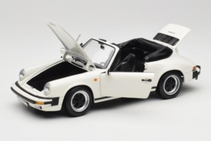 Porsche 911 SC Kabrioletas Baltas Minichamps 1:18 100063031 Metalas - nuotrauka 2 iš 8