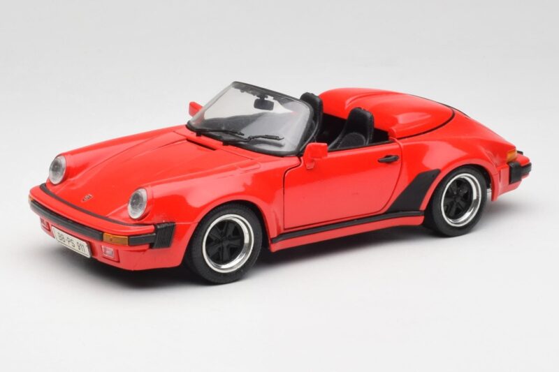 Porsche 911 964 Speedster Raudonas Maisto 1:18 3000473 Metalas