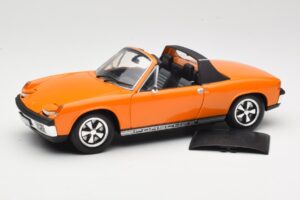 Porsche 914/6 Oranžinis Revell 1:18 08864 Metalas