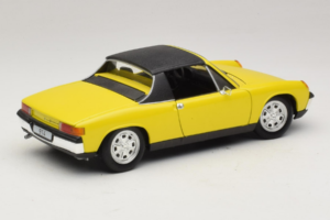 Porsche 914 Geltonas Revell 1:18 08976 Metalas - nuotrauka 3 iš 8