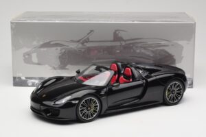 Porsche 918 Spyder Bazaltas Juodas Metalinis Minichamps 1:18 110062431 Metalas - nuotrauka 8 iš 8
