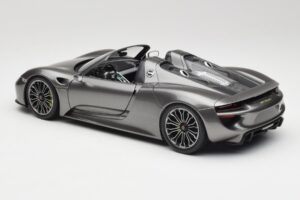 Porsche 918 Spyder Liquid Metal Sidabras Minichamps 1:18 110062430 Metalas - nuotrauka 7 iš 8