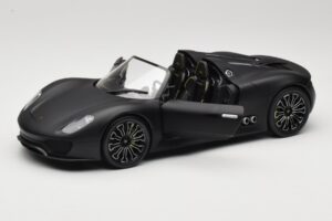 Porsche 918 Spyder Matte Black Minichamps 1:18 110060031 Metalas - nuotrauka 2 iš 8