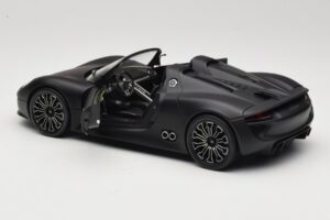 Porsche 918 Spyder Matte Black Minichamps 1:18 110060031 Metalas - nuotrauka 5 iš 8