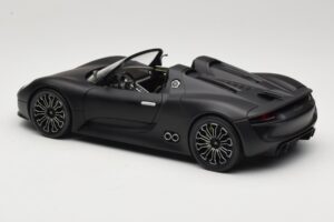 Porsche 918 Spyder Matte Black Minichamps 1:18 110060031 Metalas - nuotrauka 7 iš 8