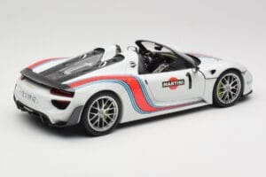 Porsche 918 Spyder Weissach Package Martini Minichamps 1:18 110062440 Metalas - nuotrauka 3 iš 8