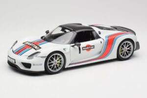 Porsche 918 Spyder Weissach Package Martini Minichamps 1:18 110062440 Metalas