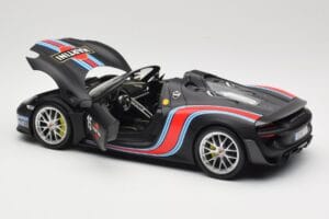 Porsche 918 Spyder Weissach Package Matt Black With Martini Stripes Minichamps 1:18 110062445 Metalas - nuotrauka 5 iš 8