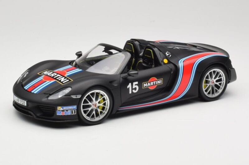 Porsche 918 Spyder Weissach Package Matt Black With Martini Stripes Minichamps 1:18 110062445 Metalas