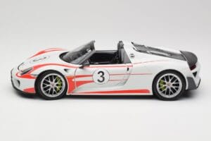 Porsche 918 Spyder Weissach Package Salzburg Minichamps 1:18 110062441 Metalas - nuotrauka 4 iš 8