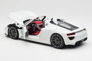 Porsche 918 Spyder Baltas Minichamps 1:18 110062436 Metalas - nuotrauka 5 iš 8