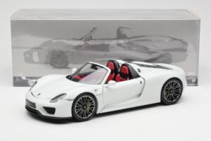 Porsche 918 Spyder Baltas Minichamps 1:18 110062436 Metalas - nuotrauka 8 iš 8
