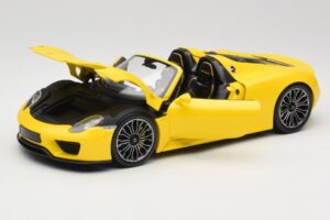Porsche 918 Spyder Geltonas Minichamps 1:18 110062434 Metalas - nuotrauka 2 iš 8
