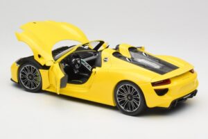 Porsche 918 Spyder Geltonas Minichamps 1:18 110062434 Metalas - nuotrauka 5 iš 8