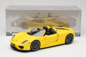 Porsche 918 Spyder Geltonas Minichamps 1:18 110062434 Metalas - nuotrauka 8 iš 8