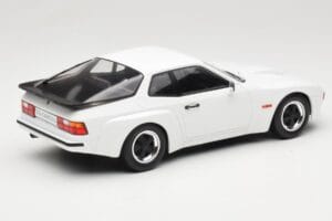 Porsche 924 Carrera GT Baltas MCG 1:18 MCG18197 Metalas - nuotrauka 2 iš 6