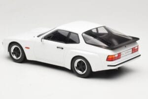 Porsche 924 Carrera GT Baltas MCG 1:18 MCG18197 Metalas - nuotrauka 5 iš 6
