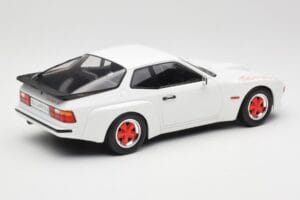 Porsche 924 Carrera GT Baltas & Raudoni Ratai MCG 1:18 MCG18303 Metalas - nuotrauka 2 iš 6