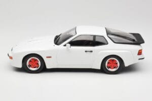 Porsche 924 Carrera GT Baltas & Raudoni Ratai MCG 1:18 MCG18303 Metalas - nuotrauka 3 iš 6