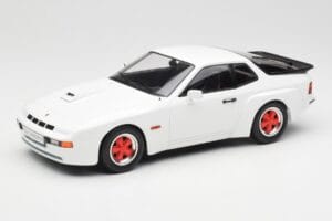 Porsche 924 Carrera GT Baltas & Raudoni Ratai MCG 1:18 MCG18303 Metalas