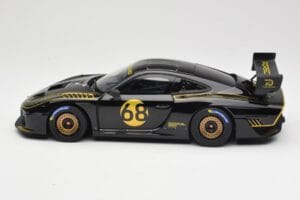 Porsche 935/19 Juodas su Auksiniais Dryžiais Minichamps 1:18 155067568 Metalas - nuotrauka 3 iš 6