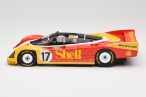 Porsche 962C Group C #17 D. Bell / H-J. Stuck / K. Ludwig 24 Hours of Le Mans 1988 Universal Hobbies 1:18 4704 Metalas - nuotrauka 4 iš 8