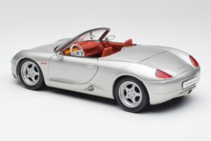 Porsche Boxster 986 Sidabrinis Maisto 1:18 37800-M3 Metalas - nuotrauka 7 iš 8