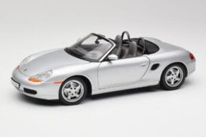 Porsche Boxster 986 Kabrioletas Arctic Sidabrinis Metalinis UT Models 1:18 27852 Metalas