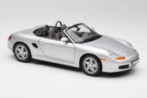Porsche Boxster 986 Kabrioletas Arctic Sidabrinis Metalinis UT Models 1:18 27852 Metalas - nuotrauka 6 iš 8