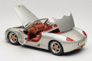 Porsche Boxster 986 Concept Sidabrinis Maisto 1:18 50231 Metalas - nuotrauka 5 iš 8