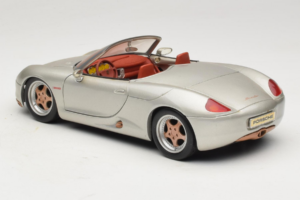 Porsche Boxster 986 Concept Sidabrinis Maisto 1:18 50231 Metalas - nuotrauka 7 iš 8