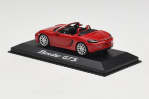 Porsche Boxster 981 GTS Raudonas Minichamps 1:43 WAP0200140E Metalas - nuotrauka 3 iš 5