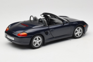 Porsche Boxster 986 S Night Blue UT Models 1:18 WAP021006-R1 Metalas - nuotrauka 3 iš 8