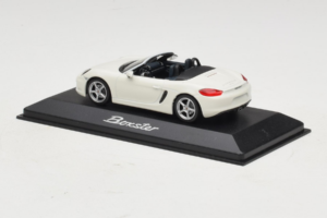 Porsche Boxster 981 Baltas Minichamps 1:43 WAP0202000D-R1 Metalas - nuotrauka 3 iš 4
