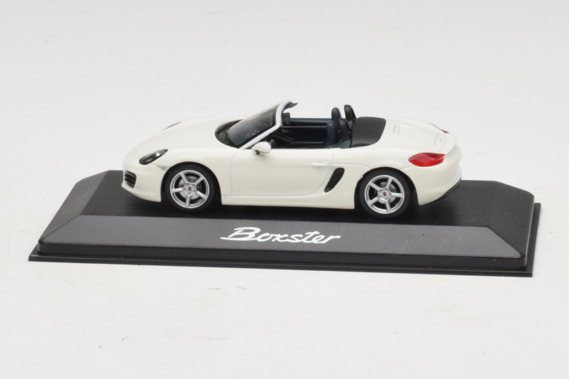 Porsche Boxster 981 Baltas Minichamps 1:43 WAP0202000D-R1 Metalas