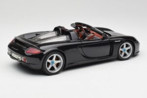 Porsche Carrera GT Juodas Maisto 1:18 36665 Metalas - nuotrauka 3 iš 8