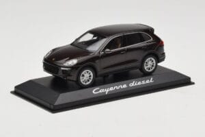 Porsche Cayenne 958 Diesel Acajou Brown Minichamps 1:43 WAP0200030E Metalas - nuotrauka 2 iš 4