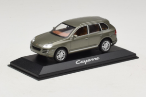Porsche Cayenne Grey Metallic Minichamps 1:43 WAP02061317 Metalas - nuotrauka 2 iš 4