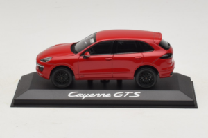 Porsche Cayenne 958 GTS Raudonas Minichamps 1:43 WAP0200070E Metalas