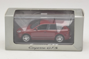 Porsche Cayenne 955 GTS Raudonas Su Sidabriniais Ratais Minichamps 1:43 WAP02000818 Metalas - nuotrauka 4 iš 4