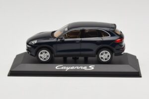 Porsche Cayenne 958 S Blue Metallic Minichamps 1:43 WAP0200060E Metalas