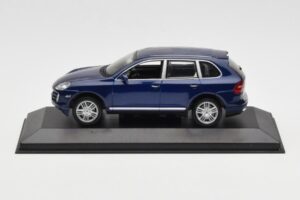 Porsche Cayenne S Mėlynas Minichamps 1:43 WAP02061217 Metalas