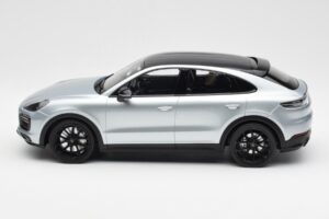 Porsche Cayenne E3 S Coupe Dolo Sidabrinis Norev 1:18 WAP0213220K Metalas - nuotrauka 3 iš 6