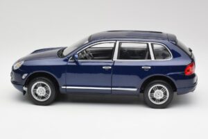 Porsche Cayenne S 9PA Dark Sea Mėlynas Metalinis Maisto 1:18 31635 Metalas - nuotrauka 4 iš 8