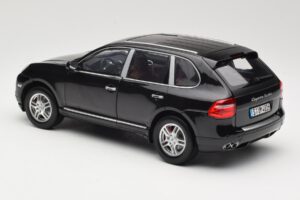 Porsche Cayenne Turbo 957 Juodas Norev 1:18 WAP02112317 Metalas - nuotrauka 7 iš 8